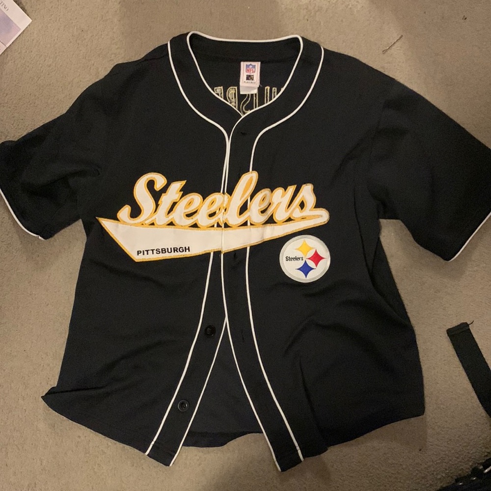 NFL players shirt